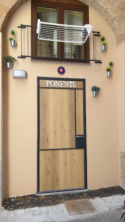 La Rosa Dei Venti " Ponente" Appartement Palermo Buitenkant foto